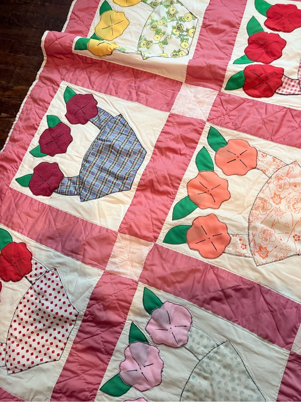 Handmade Floral Patchwork Quilt - Pink & Red Flower Appliqué